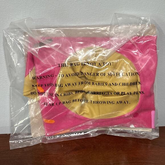 BRAND NEW SEALED RARE 2017 DUNKIN' DONUTS DRINK FLOAT STRAWBERRY FROSTED - PINK - Picture 2 of 4